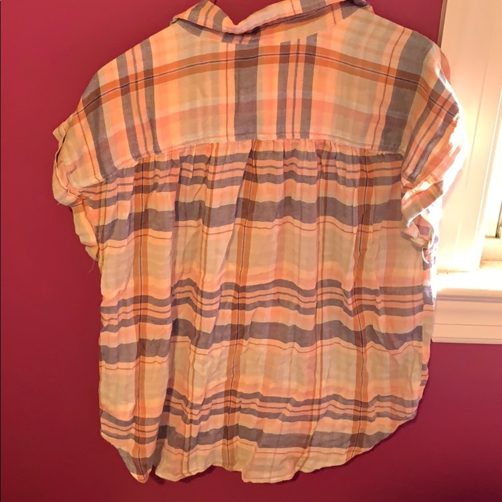 American Eagle Button Up - Picture 4 of 4